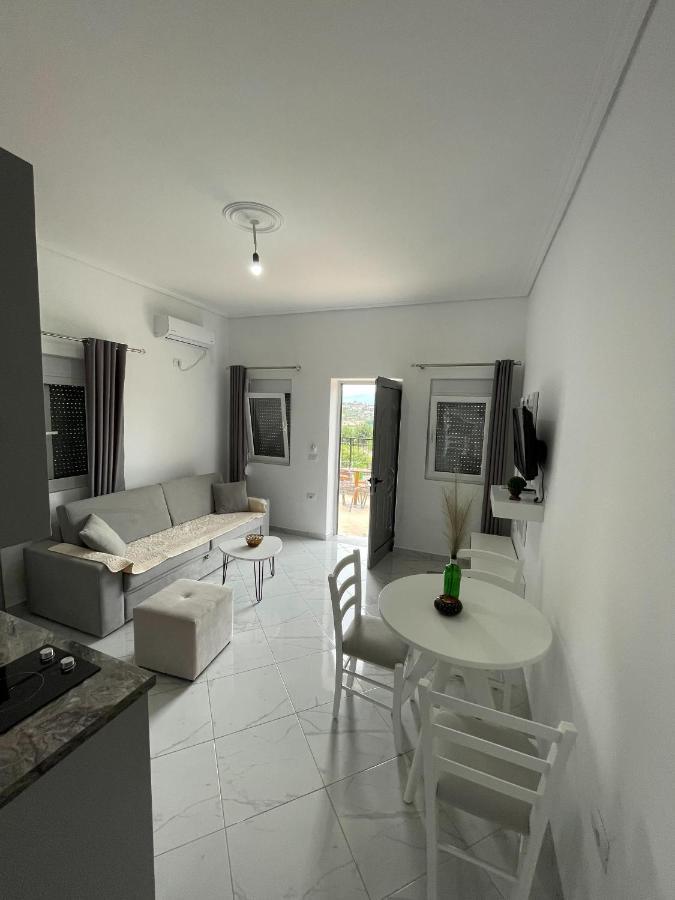 Sky Apartments Sarande Exterior photo